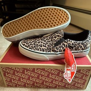 NWT Vans Women’s Asher Deluxe - Cheetah 7.5